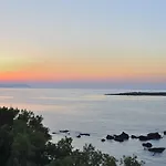Elia Seaside *