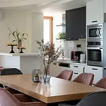 Elia Seaside Semesterbostad