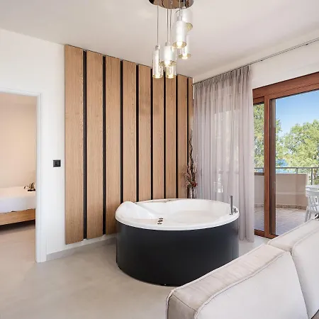 Elia Seaside * 하니아