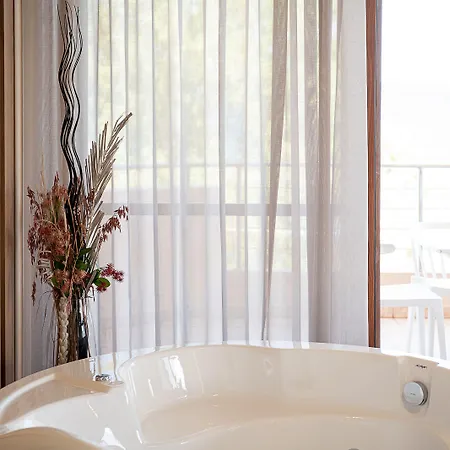 Elia Seaside * 하니아