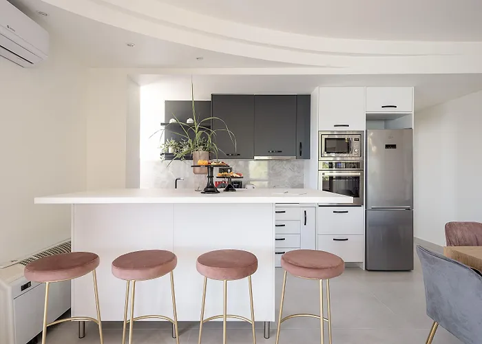 別荘 Elia Seaside ハニア